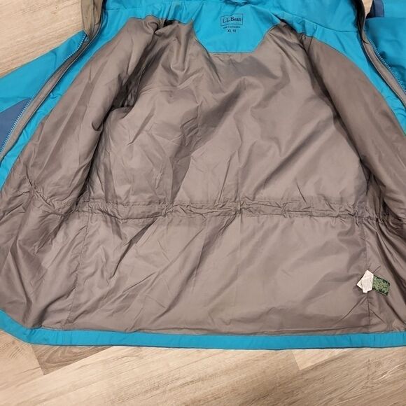 L.L.BEAN Blue Coat  - Picture 3 of 12